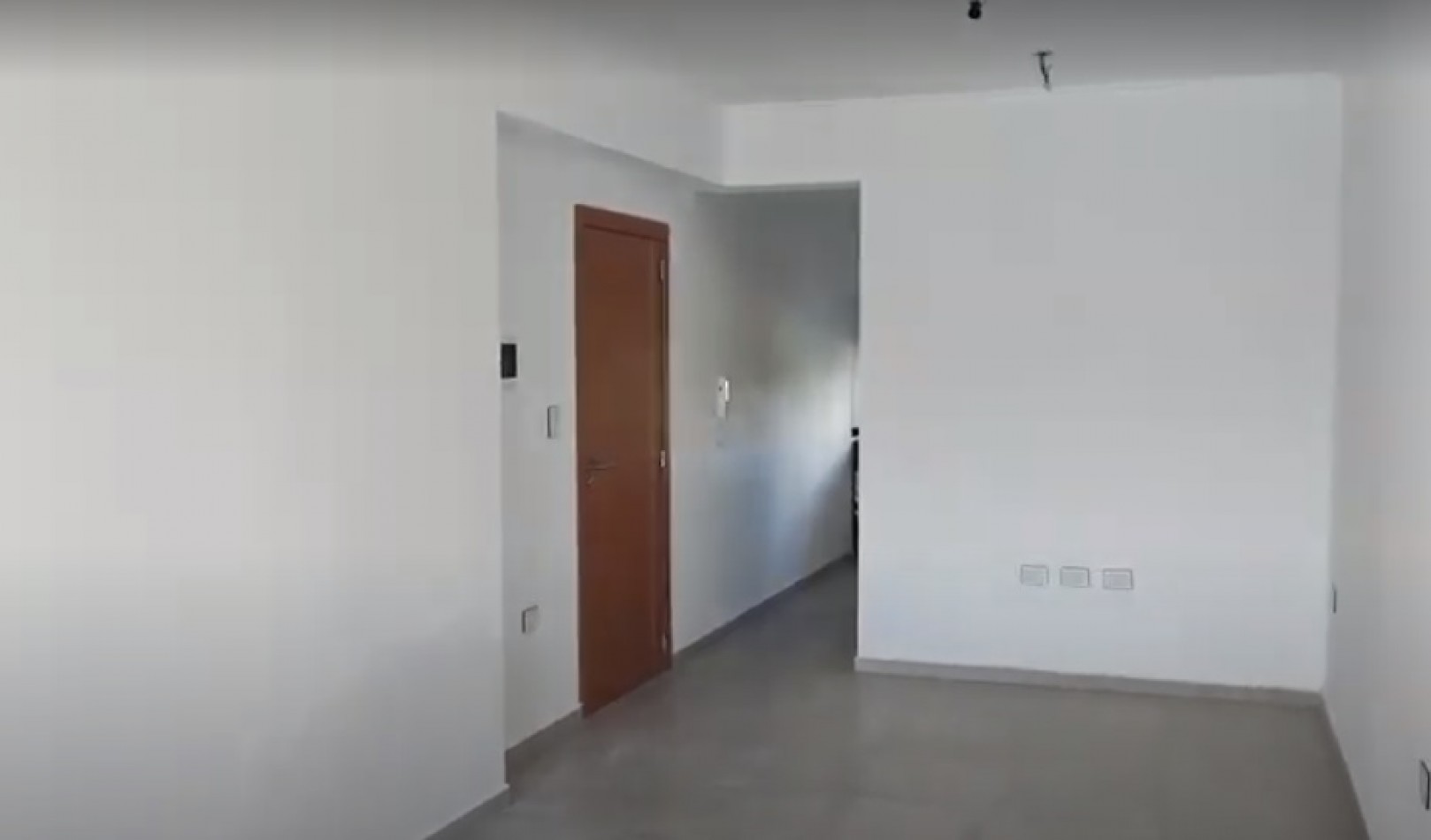 Venta MONOAMBIENTE DE 38 M2 CALLE 17 Y 44
