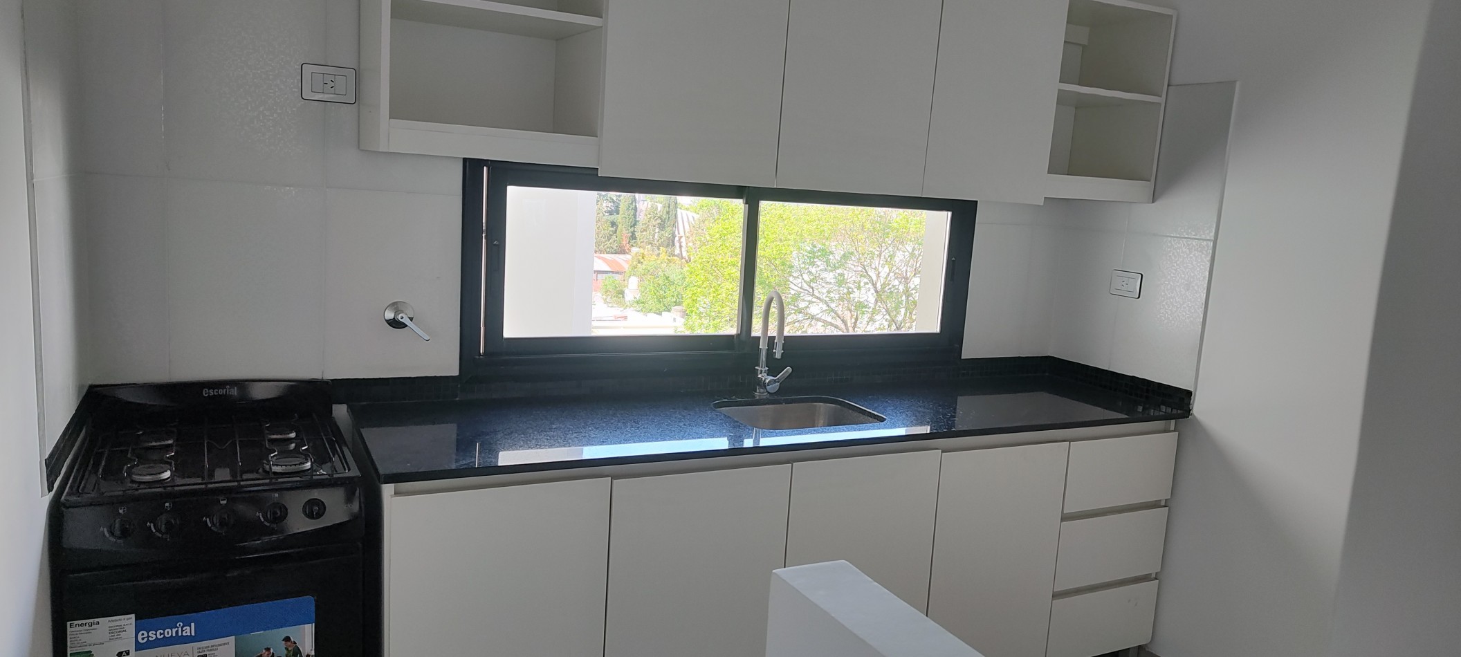 Venta MONOAMBIENTE DE 38 M2 CALLE 17 Y 44