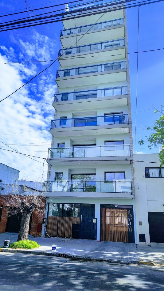 VENTA, DEPARTAMENTO DE 48 M2 A DIVIDIR EN 1 DORMITORIO CALLE 17 Y 44