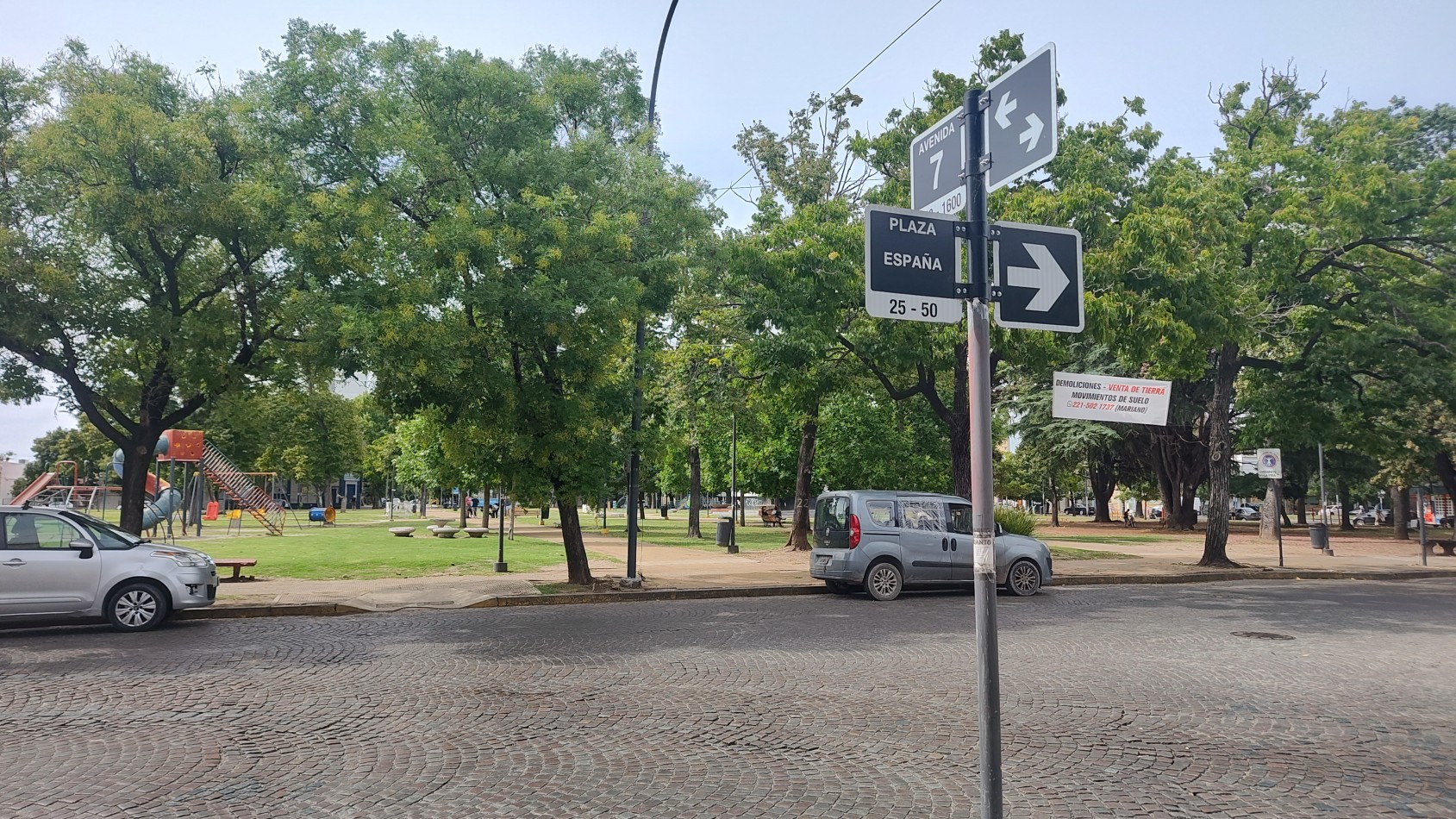 Venta, Casa e 2 dormitorios, Calle 7 e 64 y 65, Zonificacion U/C2b