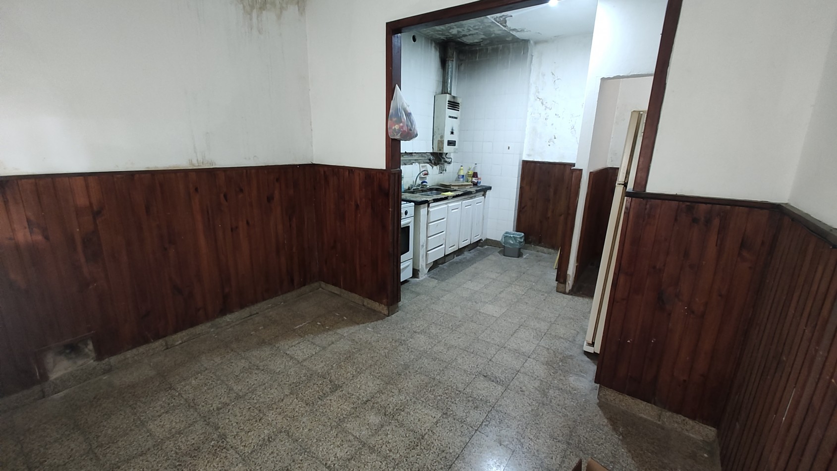 Venta, Casa e 2 dormitorios, Calle 7 e 64 y 65, Zonificacion U/C2b