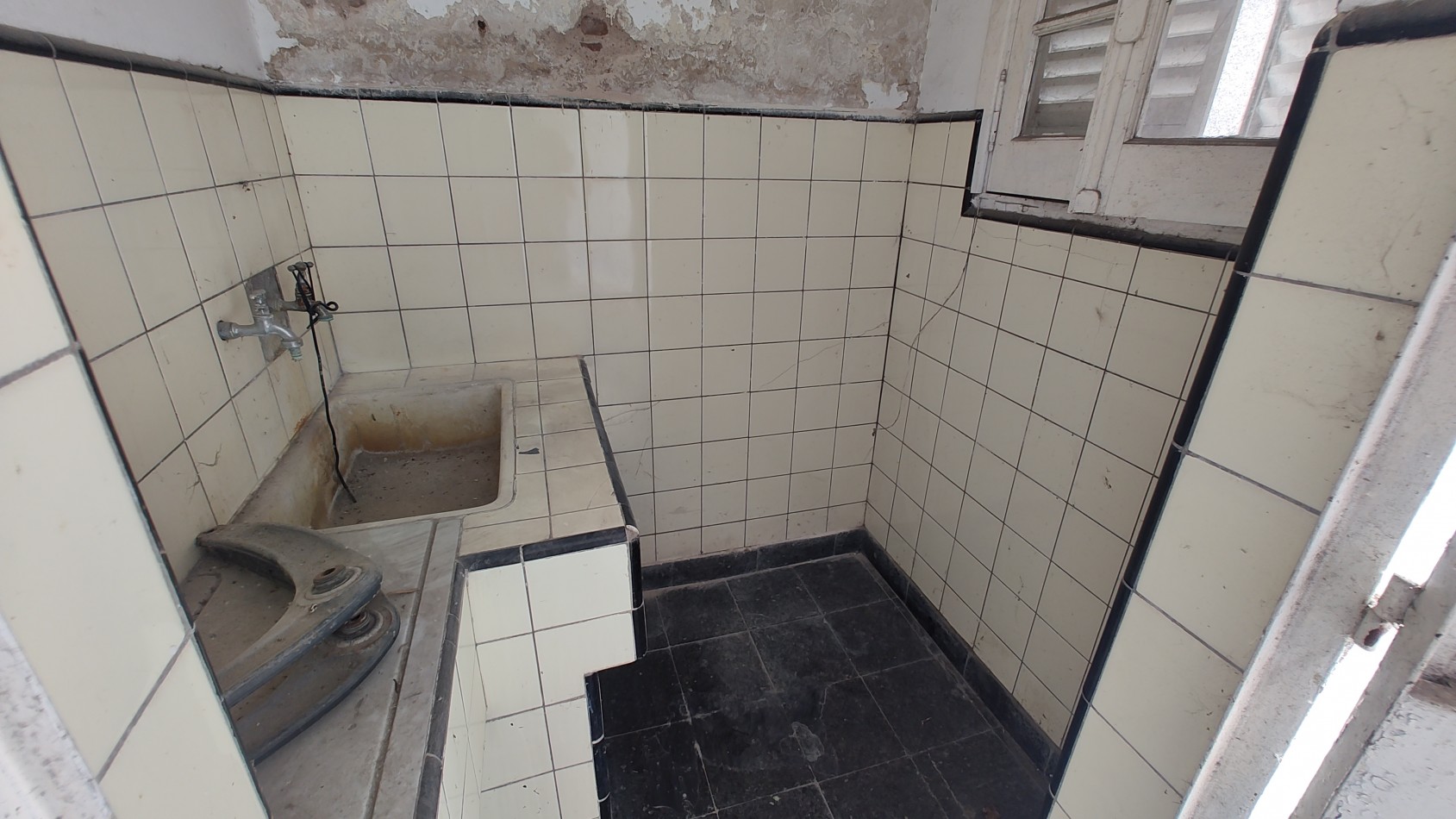 Venta, Casa e 2 dormitorios, Calle 7 e 64 y 65, Zonificacion U/C2b