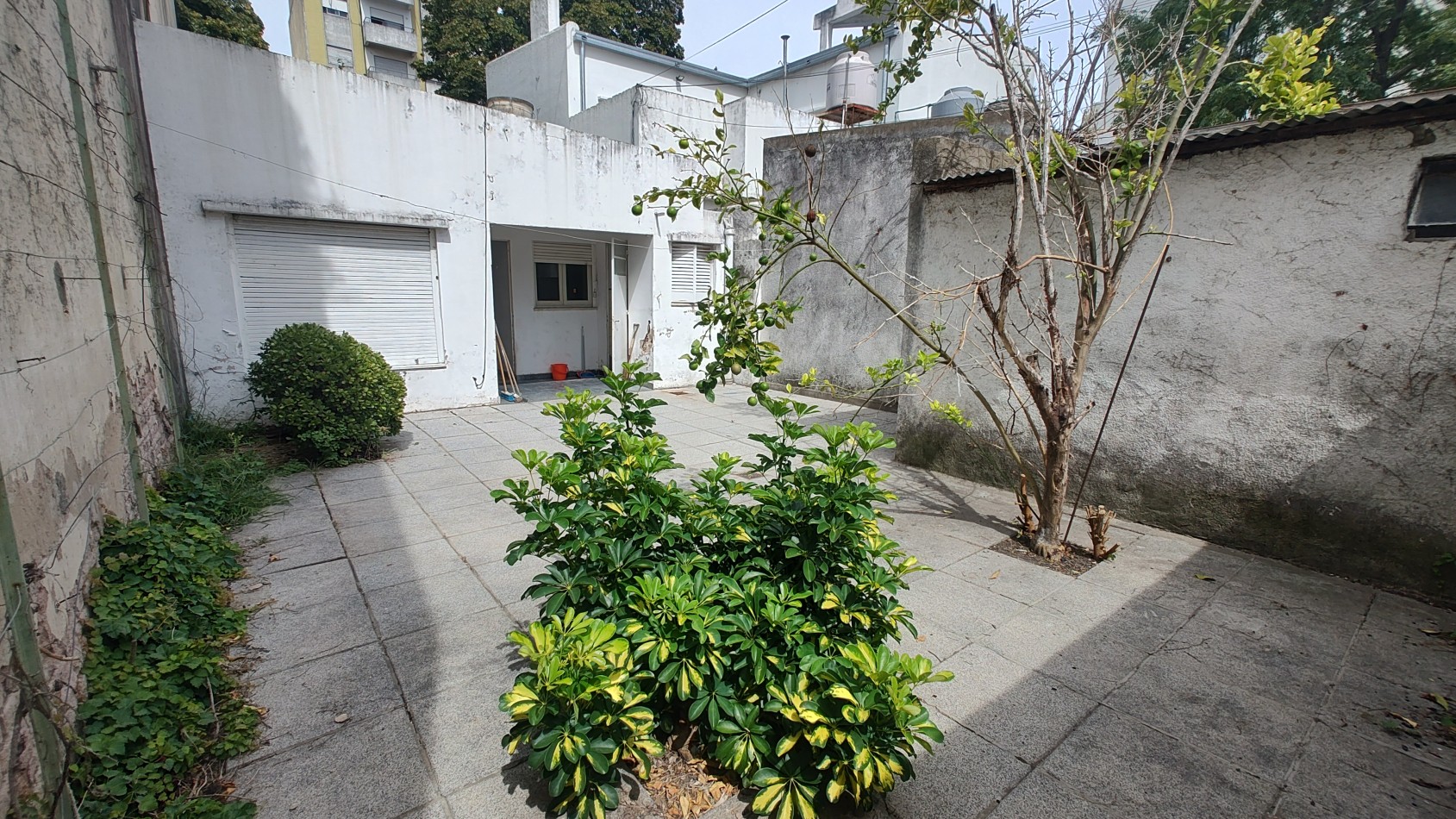Venta, Casa e 2 dormitorios, Calle 7 e 64 y 65, Zonificacion U/C2b