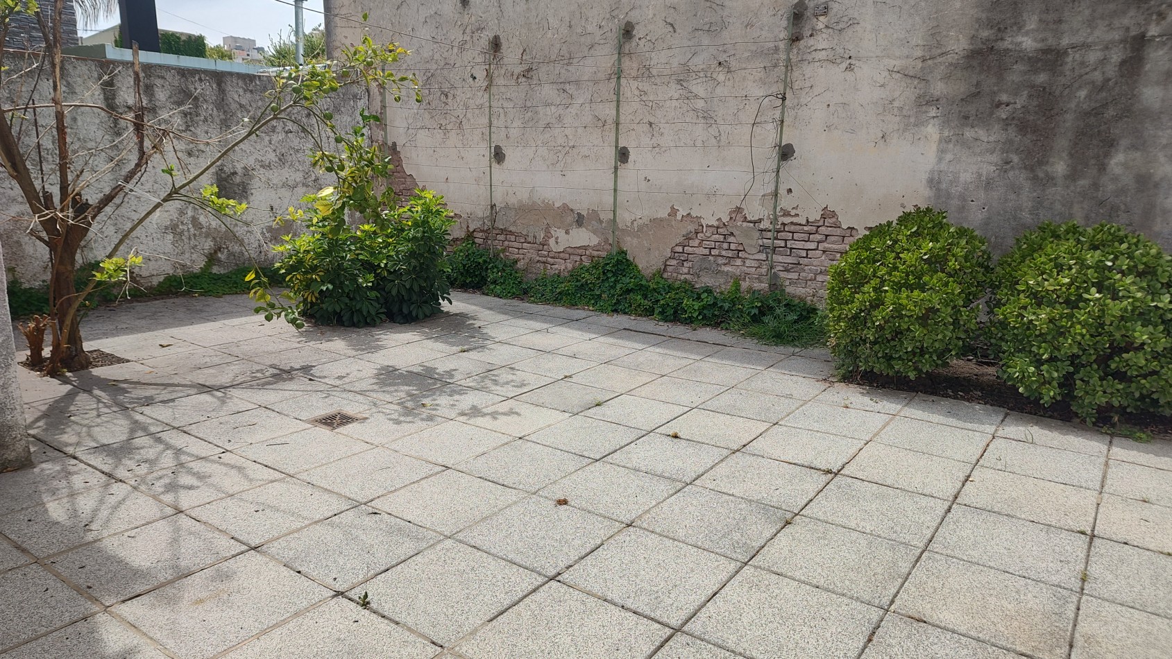 Venta, Casa e 2 dormitorios, Calle 7 e 64 y 65, Zonificacion U/C2b